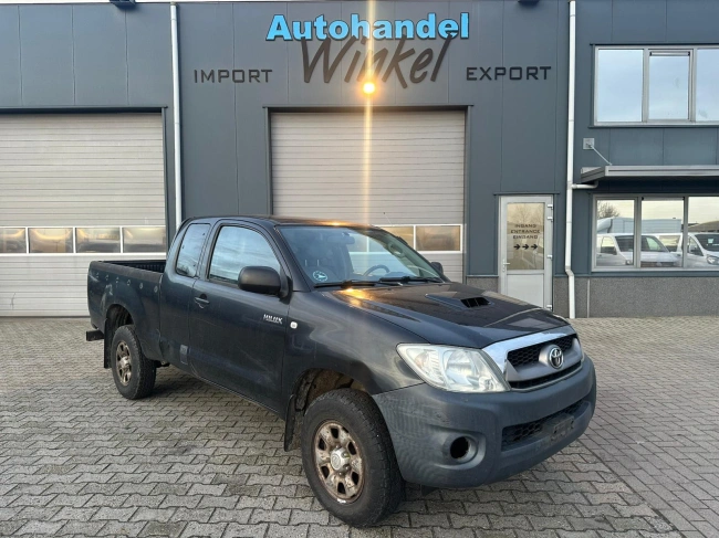Toyota HiLux - 2.5 D-4D VX Xtra Cab - 4x4, CRUISE, AIRCO