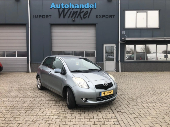 Toyota Yaris - 1.3 VVTi Luna