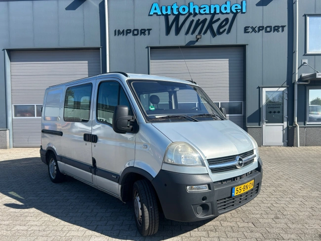 Opel Movano - 2.5 CDTi with WHEEL CHAIR LIFT - AIRCO