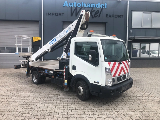 Nissan NT400 - 35.13 3.0 - CTE B-LIFT 18HV VTR