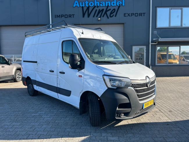 Renault Master - T35 2.3 dCi 135 L2H2