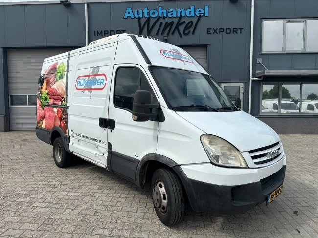 Iveco Daily - 40C18V 330 - KONVEKTA KUHLUNG - DOUBLE TYRE