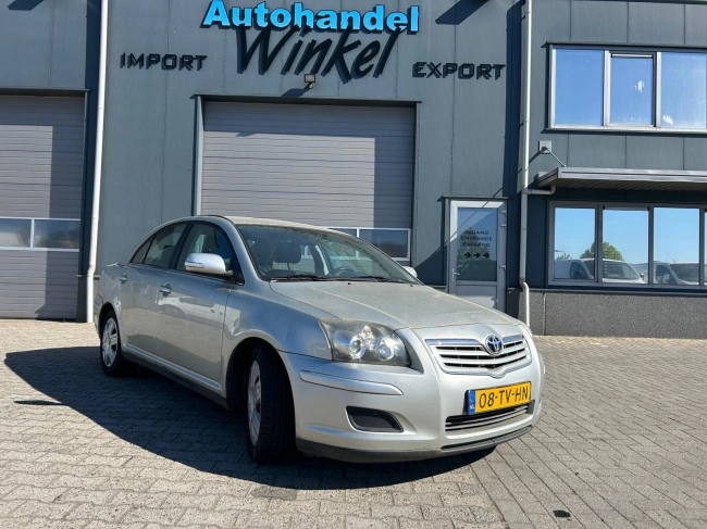 Toyota Avensis - 1.8 VVTi SEDAN - AIRCO FACELIFT