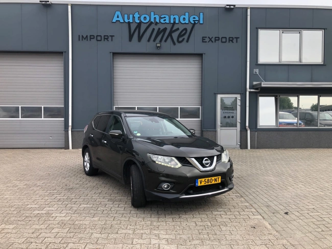 Nissan NISSAN X-TRAIL - AIRCO, NAVI LKW ZULASSUNG, SITZE SIND DABEI FUR PKW €5350 NETTO