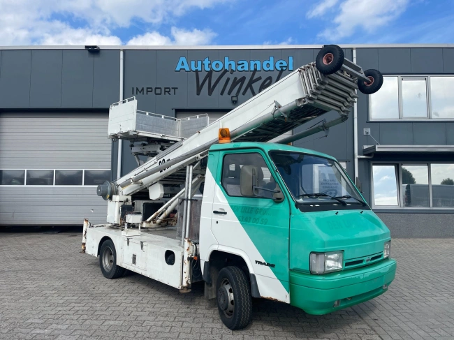 Nissan Trade - KLAAS HV 29/5 29M LIFT