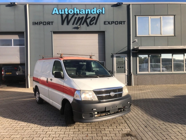 Toyota HiAce - 2.5 D4-D 90