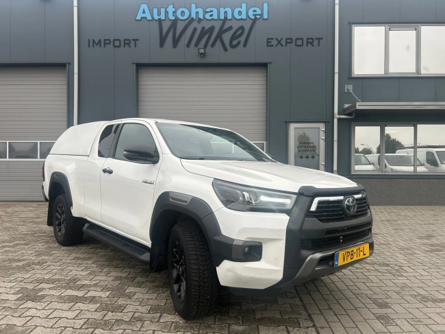 Toyota HiLux - 2.8 D-4D Xtra Cab Invincible FULL OPTIONS !! - NAVI, CAMERA, AIRCO, CRUISE